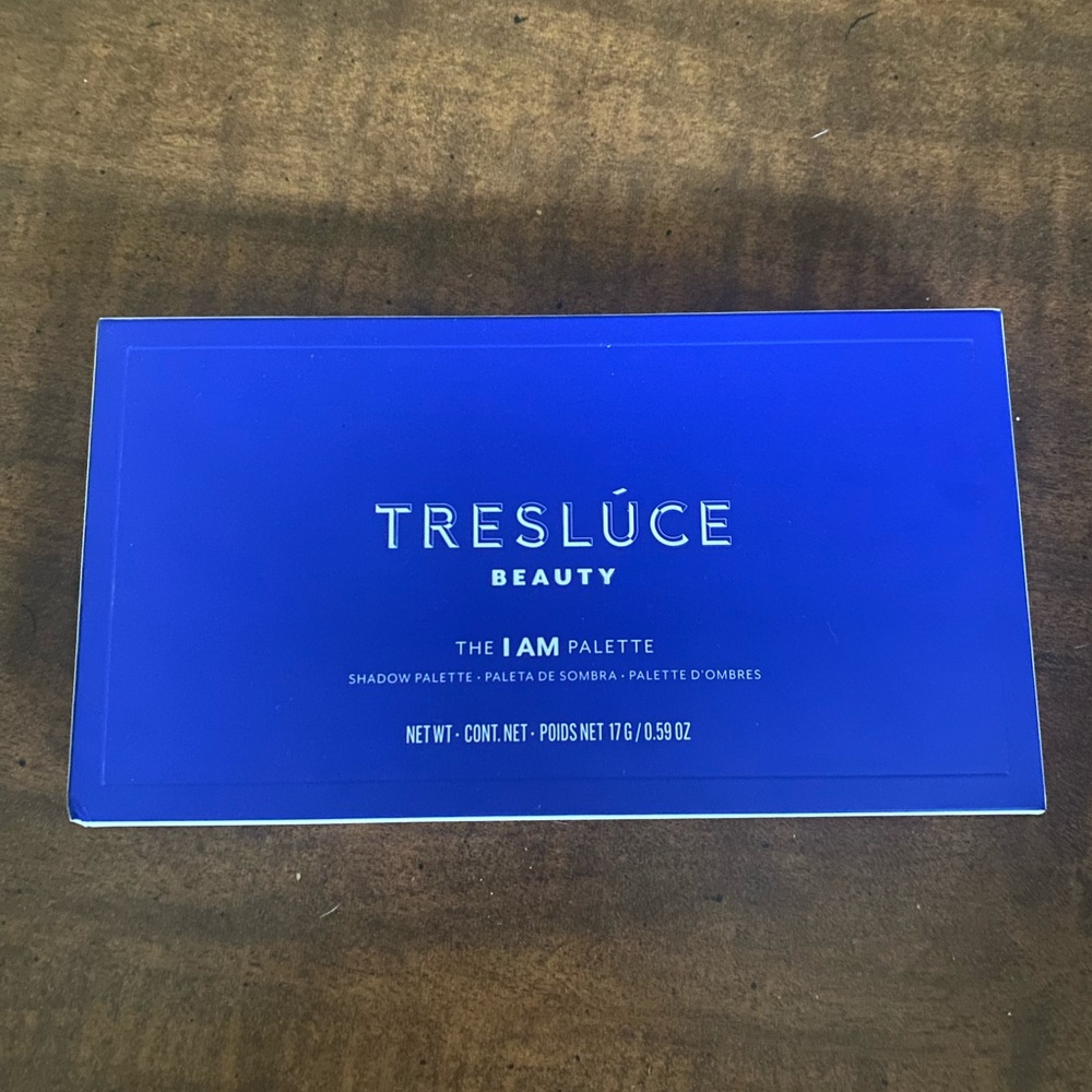 🎈New Tresluce Beauty Eye Palette